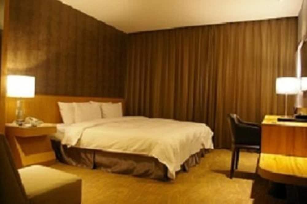 雲富大飯店 Hotel Cloud-Zhongshan Taipei Dış mekan fotoğraf