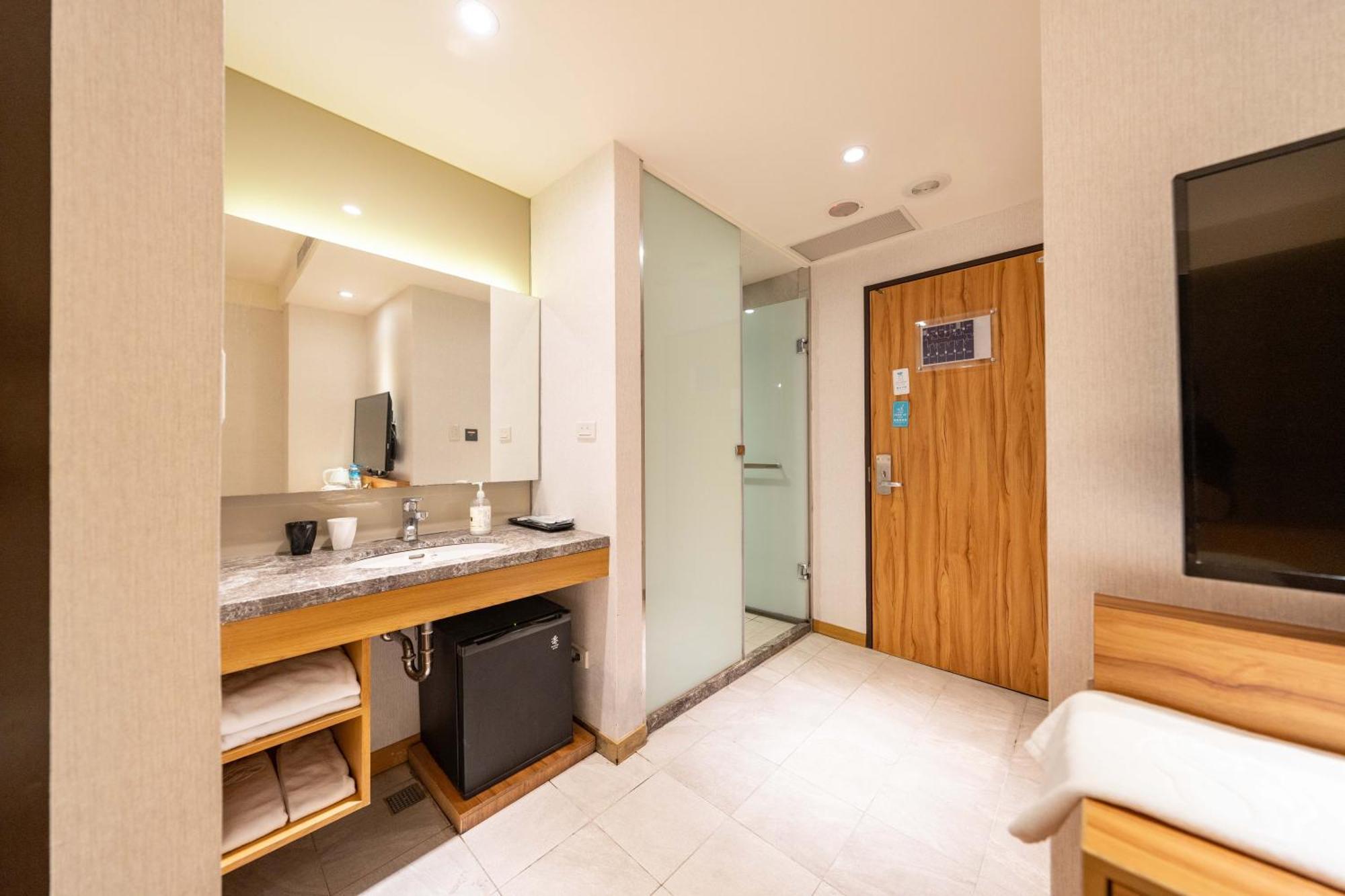 雲富大飯店 Hotel Cloud-Zhongshan Taipei Dış mekan fotoğraf