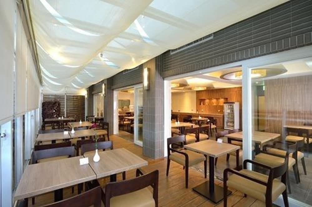 雲富大飯店 Hotel Cloud-Zhongshan Taipei Dış mekan fotoğraf